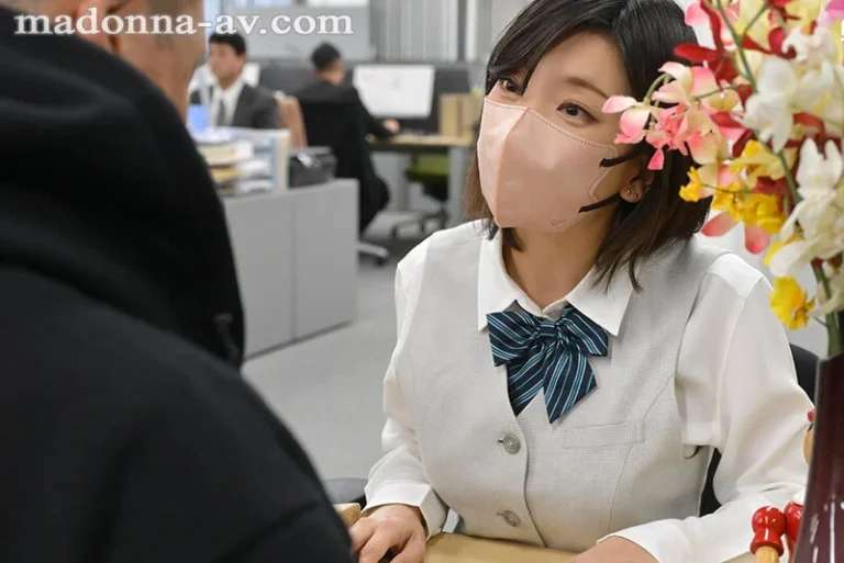 銀行員のさやか